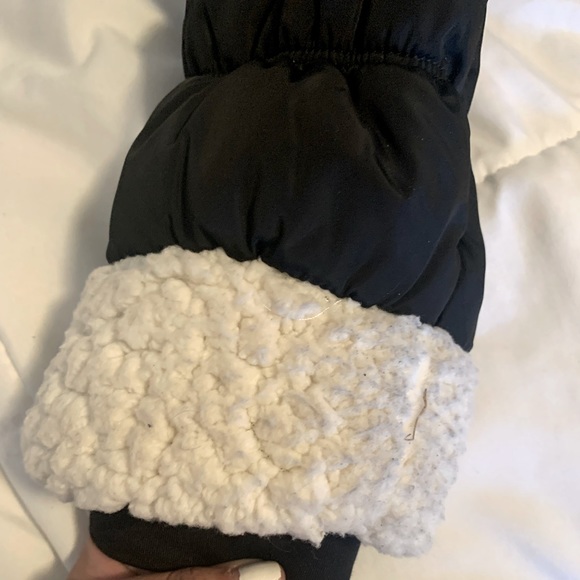 Calvin Klein Women’s Performance Jacket - Picture 13 of 13